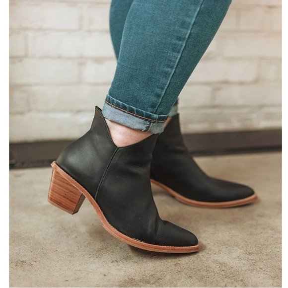 Poppy Barley Shoes - Poppy Barley black The Two Point Five Ankle Boot leather heeled ankle boot sz 7